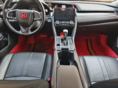 Honda Civic 2018, 70000 км, за 5856.27 USD - фото 9