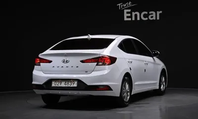 Hyundai Avante 2019, 61937 км, за 7811.08 USD