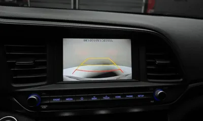 Hyundai Avante 2019, 61937 км, за 7811.08 USD - фото 14