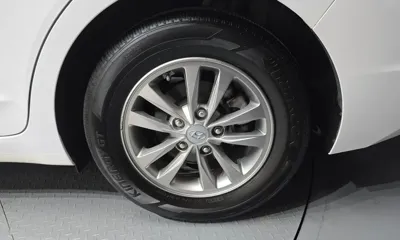 Hyundai Avante 2019, 61937 км, за 7811.08 USD - фото 21