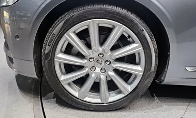Volvo S90 2019, 64858 км, за 16738.87 USD