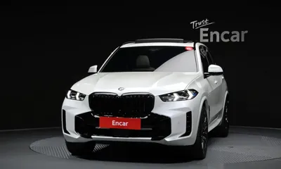 BMW X5 2025, 8954 км, за 81035.84 USD