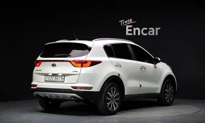 Kia Sportage 2016, 168615 км, за 4886 USD