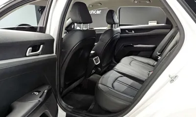 Kia K5 2020, 51202 км, за 10392 USD - фото 11
