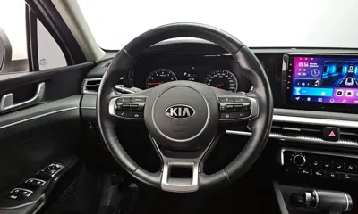 Kia K5 2020, 51202 км, за 10392 USD - фото 13