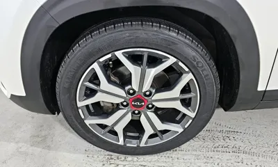 Kia Seltos 2023, 73995 км, за 14370.85 USD