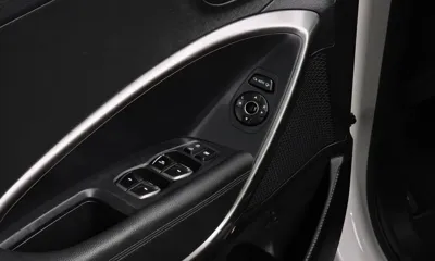Hyundai Santafe 2017, 141194 км, за 8205.33 USD - фото 16