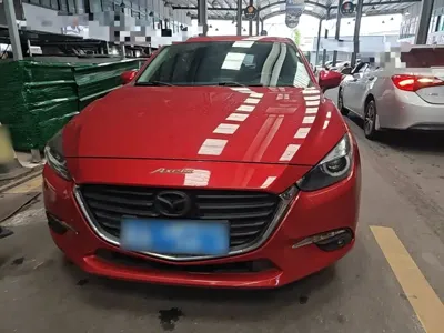 Mazda 3 Axela 2017, 103800 км, за 5812.13 USD