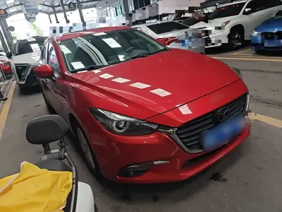 Mazda 3 Axela 2017, 103800 км, за 5812.13 USD
