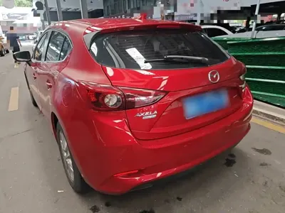 Mazda 3 Axela 2017, 103800 км, за 5812.13 USD