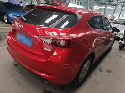Mazda 3 Axela 2017, 103800 км, за 5812.13 USD - фото 7