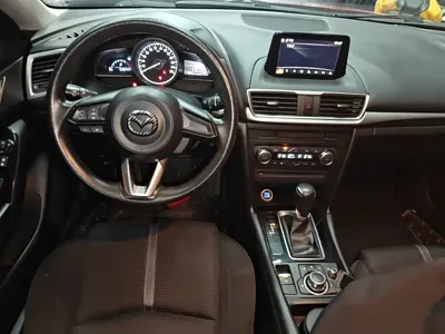 Mazda 3 Axela 2017, 103800 км, за 5812.13 USD - фото 10