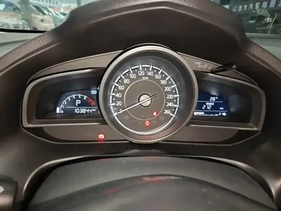 Mazda 3 Axela 2017, 103800 км, за 5812.13 USD - фото 12