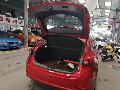 Mazda 3 Axela 2017, 103800 км, за 5812.13 USD - фото 19