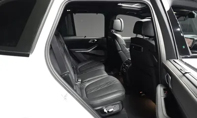 BMW X5 2025, 8901 км, за 83143.7 USD - фото 12