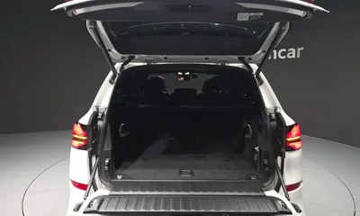 BMW X5 2025, 8901 км, за 83143.7 USD - фото 20