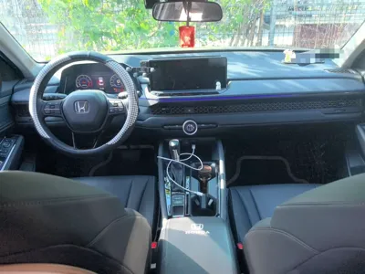 Honda Accord 2024, 11500 км, за 18095 USD - фото 10