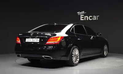 Hyundai Equus 2015, 235617 км, за 2953.92 USD