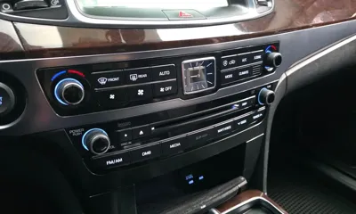 Hyundai Equus 2015, 235617 км, за 2953.92 USD - фото 16