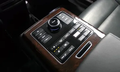 Hyundai Equus 2015, 235617 км, за 2953.92 USD - фото 19