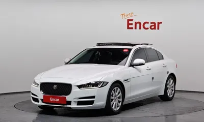 Jaguar XE · 2016 год
