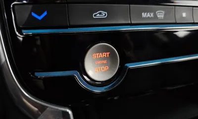 Jaguar XE 2016, 73832 км, за 5901.27 USD - фото 28