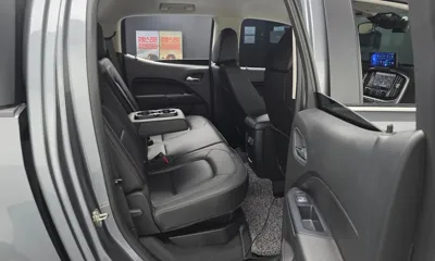 ChevroletGMDaewoo Colorado 2021, 39266 км, за 15097.81 USD - фото 11