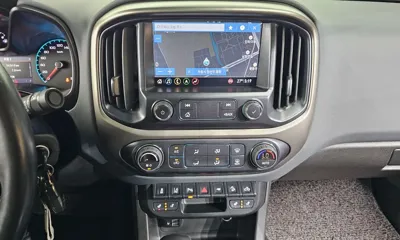 ChevroletGMDaewoo Colorado 2022, 56911 км, за 17781.61 USD - фото 13