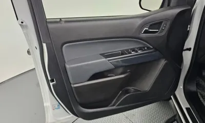 ChevroletGMDaewoo Colorado 2022, 56911 км, за 17781.61 USD - фото 24