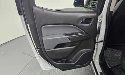 ChevroletGMDaewoo Colorado 2022, 56911 км, за 17781.61 USD - фото 25
