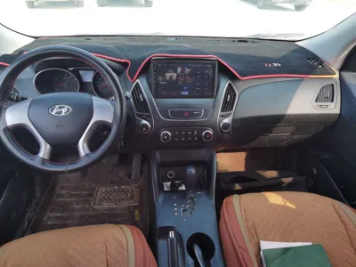 Hyundai ix35 2013, 57800 км, за 6540 USD - фото 10