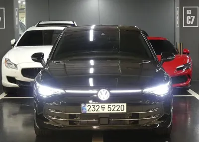 Volkswagen Golf 2025, 25899 км, за 23702.54 USD