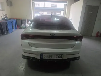 Kia K5 2021, 72800 км, за 11181.17 USD