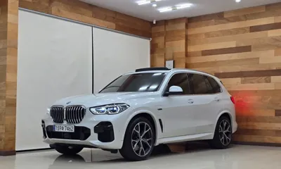 BMW X5 · 2022 год