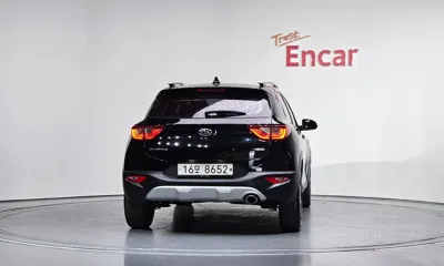 Kia Stonic 2019, 205442 км, за 5573.06 USD