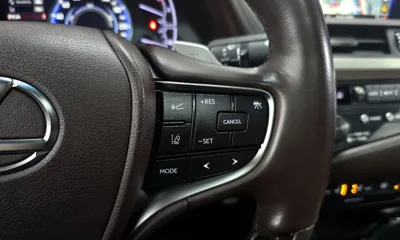 Lexus ES 2019, 103492 км, за 20860.91 USD - фото 18