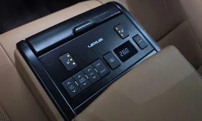 Lexus ES 2019, 103492 км, за 20860.91 USD - фото 19