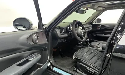 MINI Clubman 2018, 74562 км, за 7752.45 USD - фото 11