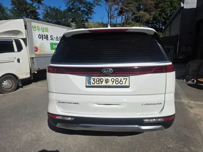 Kia Canival 2021, 91646 км, за 16836.76 USD