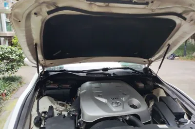 Toyota Reiz