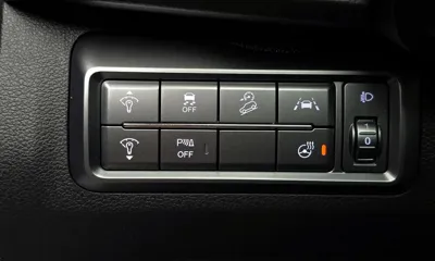 KG_Mobility_Ssangyong TIBOLI 2022, 46640 км, за 7741.35 USD - фото 17