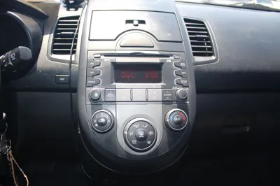 Kia Soul 2011, 187000 км, за 2279.09 USD - фото 9