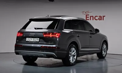 Audi Q7 2019, 76312 км, за 19437.03 USD