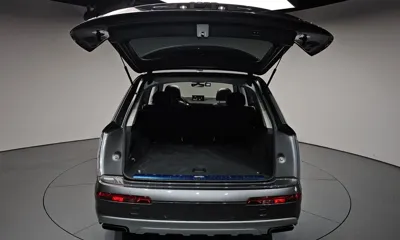 Audi Q7 2019, 76312 км, за 19437.03 USD - фото 20