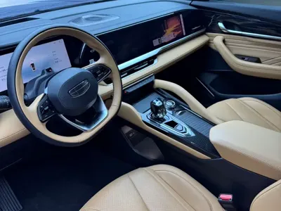 Geely Xingyue L 2024, 30000 км, за 15448.67 USD