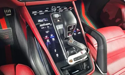 Porsche Cayenne 2020, 56915 км, за 54046.99 USD - фото 9