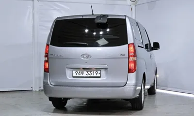 Hyundai Starex 2020, 118127 км, за 9524.43 USD