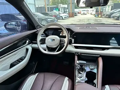 Geely Xingyue L 2022, 61000 км, за 10417.69 USD