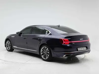Kia K9 2022, 171863 км, за 16870.16 USD