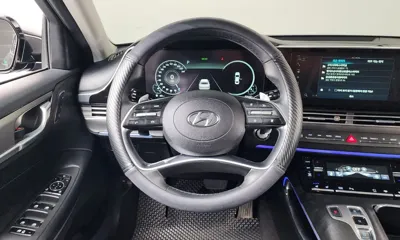 Hyundai Grandeur 2020, 83612 км, за 14626.53 USD - фото 13